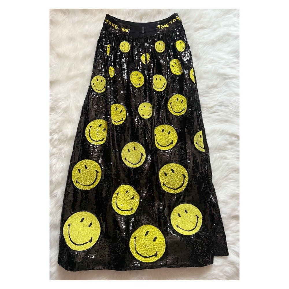 New! ALICE + OLIVIA Smiley Limited Edition Tina Sequin Gown Maxi Skirt - Picture 7 of 16